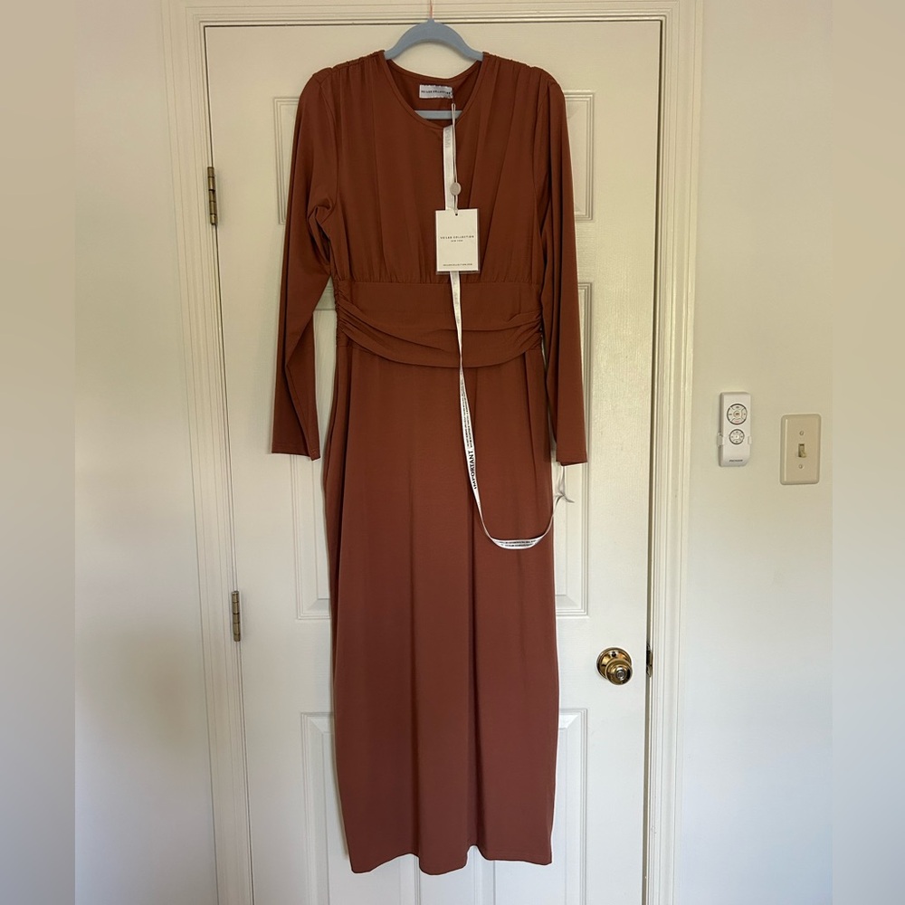 RARE NWT VC Long Sleeve Maxi Dress 😍 Beautiful Rust Color